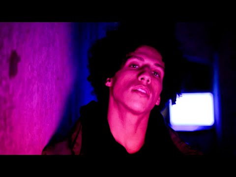 Rilès - College Dropout (Music Video)