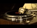 Peggy Lee w Benny Goodman.; HOW DEEP IS THE OCEAN