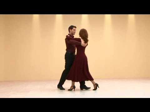 Waltz Classes | Eva and Kim