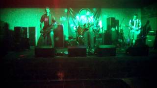 Battery Acid - Make it Wit Chu (Cover Queens Of The Stone Age in Correria Music Bar)
