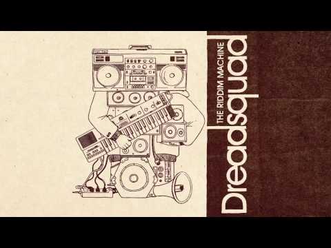 Dreadsquad feat. Kenny Knots - Living for tomorrow