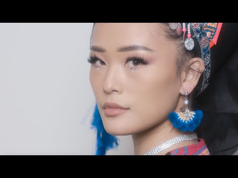 Ka Lia Universe & Kenny Logic - Nraug Nas (Dear Love) (Official Music Video)