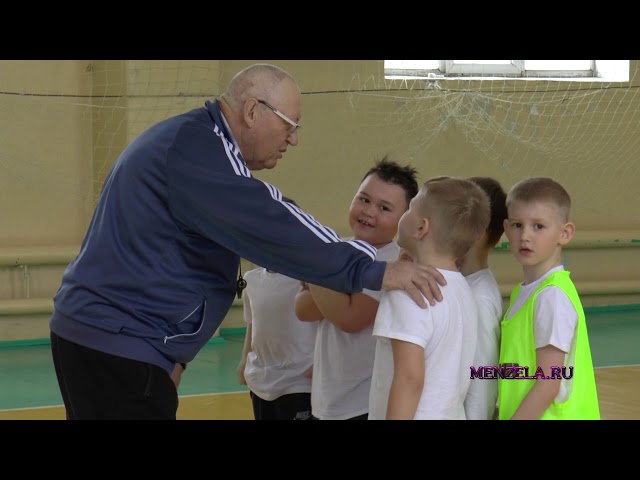 В Мензелинске прошел турнир по мини футболу среди учеников начальных классов