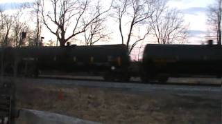 preview picture of video 'csx freight train frederick with maryland midland railroad cars'