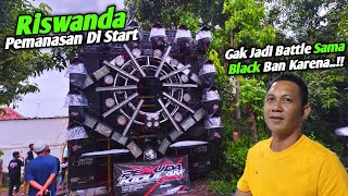 Download lagu Riswanda x Black Ban Gak Jadi Battle Di Karnaval Tampung Rembang Pasuruan Karena..!! mp3