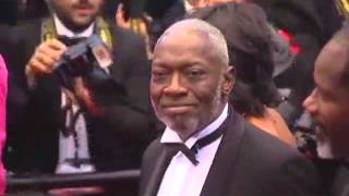 zouk_ Jacob Desvarieux monte les marches à Cannes