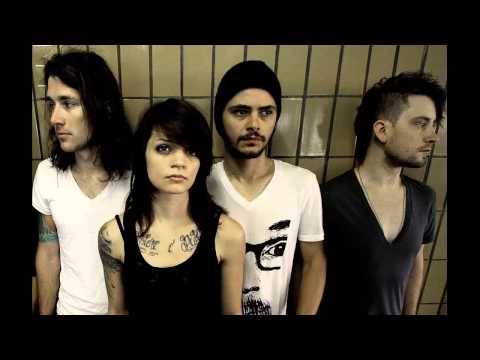 Crash - Fit For Rivals [Lyrics]