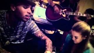 Chris Brown sings A Thousand Miles and No Bullshit acoustic