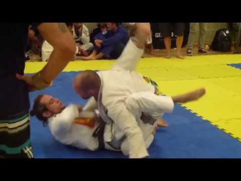 Brighton BJJ Open 2013 - Purple Adult - Middle - Jack Cronin vs Lee Wright