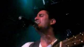 Alex Ubago interpretando &quot;Amsterdam&quot; en acústico