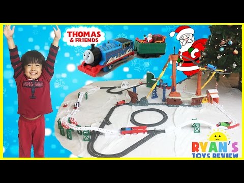 THOMAS AND FRIENDS Holiday Cargo Delivery Set Christmas trains Video