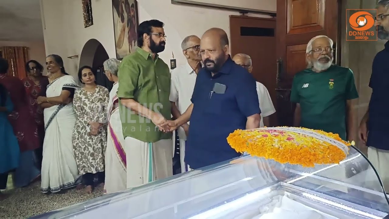 എം.പി. പരമേശ്വരന്റെ വിയോഗം; തൃശൂരിലെ വീട്ടിലെത്തി നേ