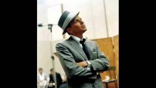 Frank Sinatra - Over The Rainbow (lyrics)