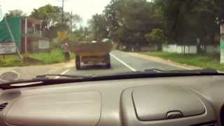 preview picture of video 'Женщина за рулем арендованной машины на Шри-Ланке'