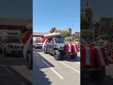 Huamanga Así pasó la Policía Nacional del Perú en el parque sucre de Ayacucho 🇵🇪👇Tomas López  🎥📱🇵🇪