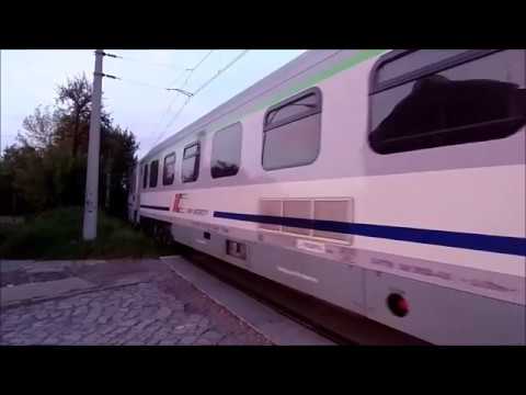 Niepodległa EP09 w dwóch ujęciach