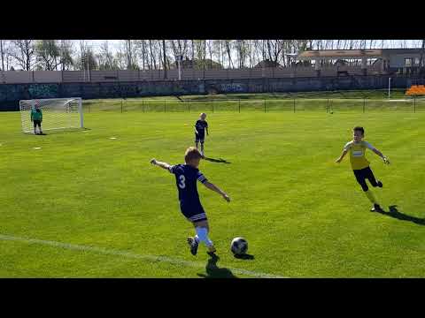 2Q MARCOVIA MARKI 09 - WICHER KOBYŁKA 09  wynik 3-4