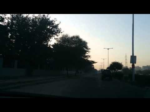 UK 07 BA 0014 honda amaze almost crash