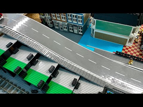 Fußgängerweg bei der Auffahrt auf die obere Plattform - Bau einer Lego Stadt Teil 222.