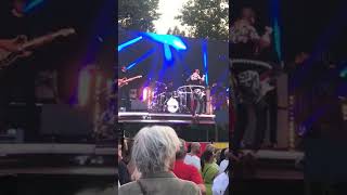 Grace Jones             Hoolah Hooping                op Reggae festival