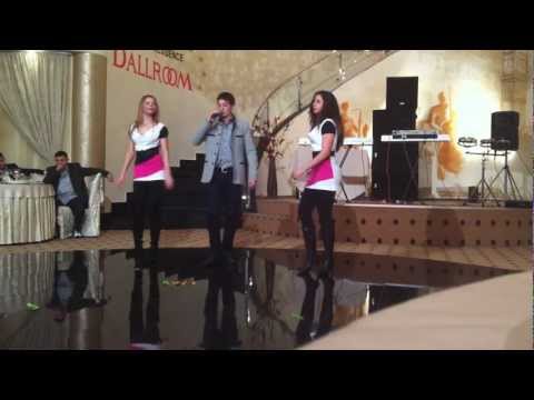 MIHAITA TOMA - IUBESC PENTRU PRIMA OARA  - LIVE (+40)757350389