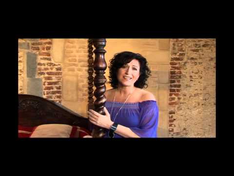 Tu Mir Nicht Weh - Nelly Sander