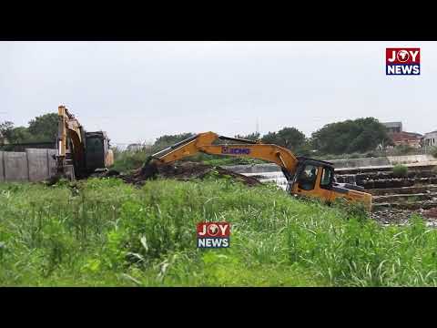 The Flood Mitigation Task Force has started dredging the Tesa Dam in East Legon after some exercise.