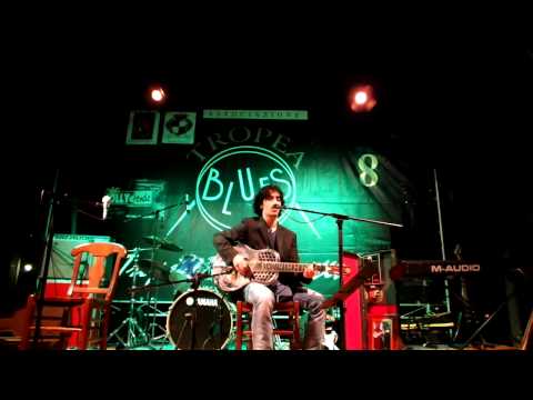 JOE CHIARIELLO Canned Heat [Tropea Blues Festival 10.9.2012]