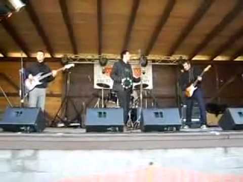 The Chobots - Rocking Thing