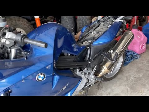 Thumbnail for Bmw F800ST battery charger install by BMW F800ST