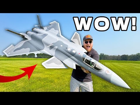 This New Jet BLEW ME AWAY! | FlyFans J-20B Mighty Dragon Maiden Flight