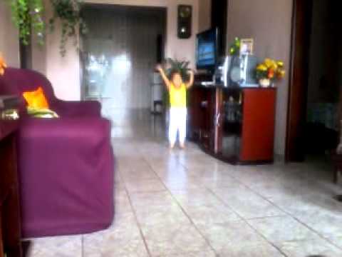 alice quebradeira do harmonia.mp4