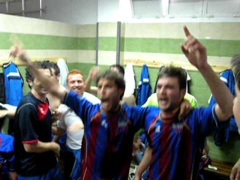 Ascenso del Extremadura UD a Tercera División (fiesta vestuario)