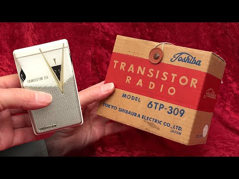 Fabulous 1959 Toshiba pocket transistor radio unboxing - gorgeous product design - collectornet.net