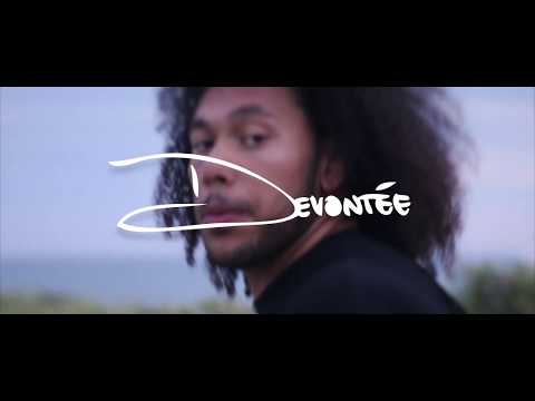 Devontée - SHIFT ft. A Mazyn ( OFFICIAL MUSIC VIDEO )