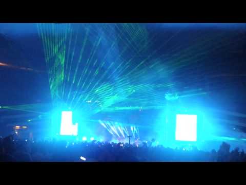 Faithless 'Insomnia' live at BigCityBeats World Club Dome 2015