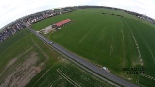 preview picture of video 'Flug DJI Phantom 1 mit Gimbal überm Feld Neu-Lindenberg'