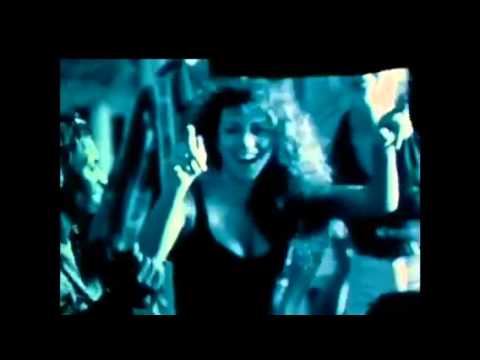 Ariana Grande vs Mariah Carey whistle tones