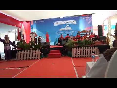 Laila Canggung Cover By Hildayanti