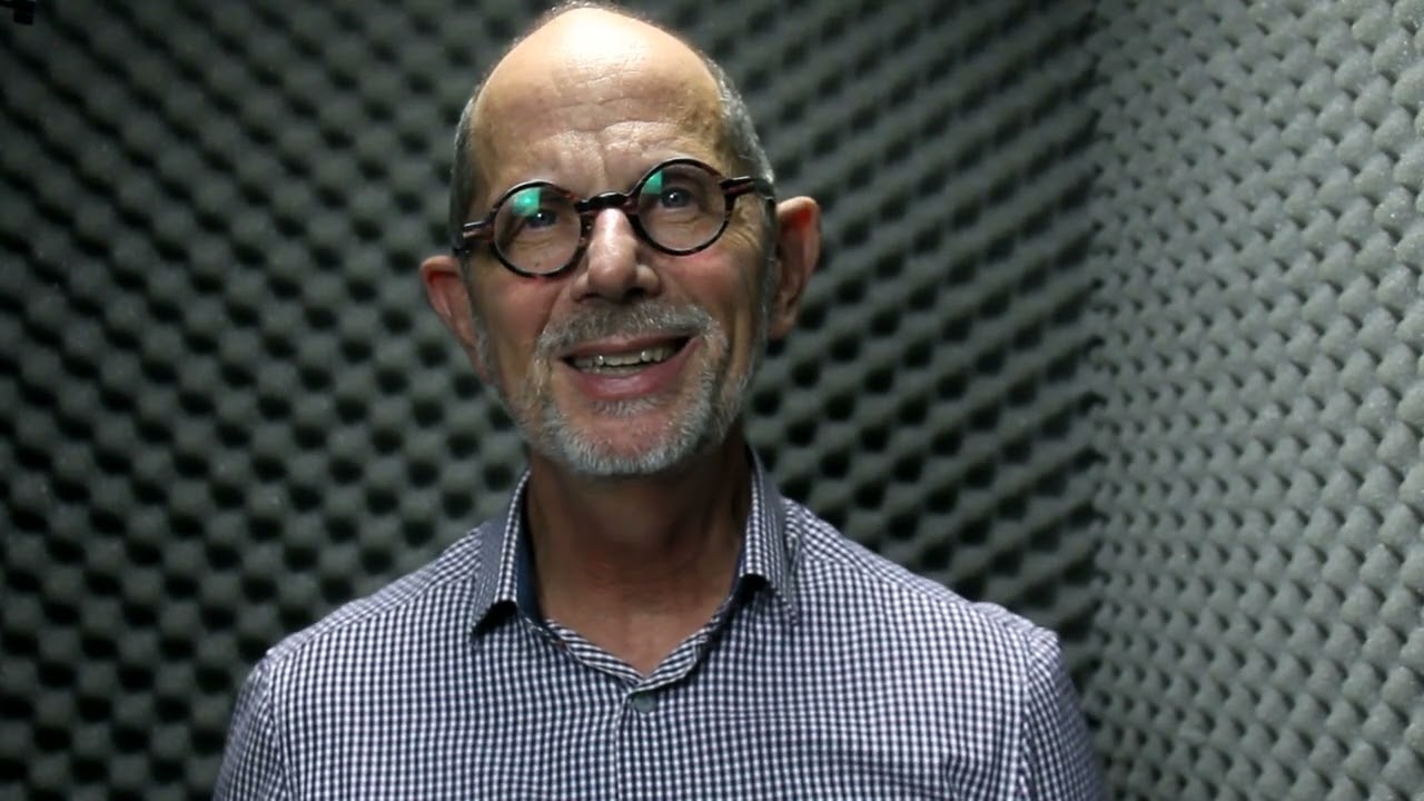 "A gente se acostuma, mas não deveria" de Marina Colasanti