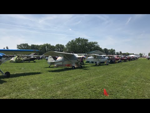 AirVenture Vintage Aircraft Tour
