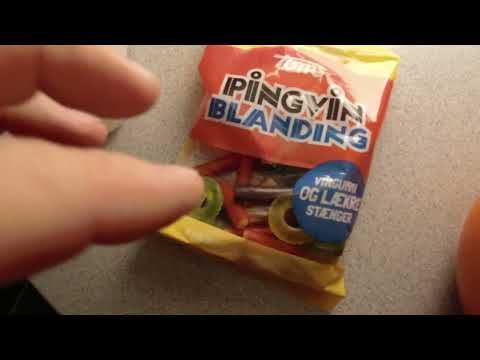 MongoTV_9689 - Spiser SKÅL SLIK Med Glas COLA Søndag Aften