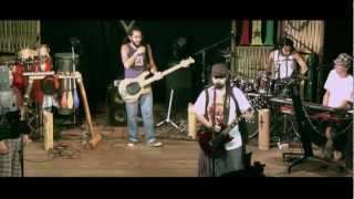 BRILHO DA LATA - Mar Alto - (DVD O Circo)