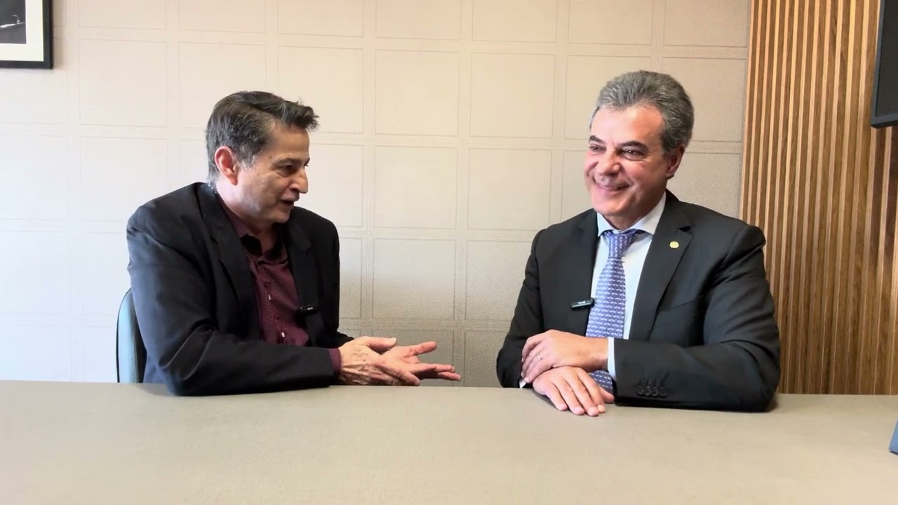 Beto Richa vive índices de popularidade que podem trazê-lo de volta a prefeitura de Curitiba