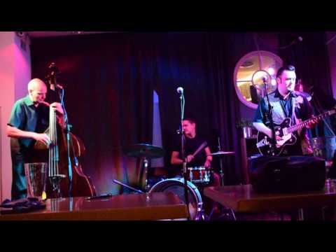 Ruzz Guitar's Blues Revue