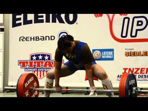 WC Powerlifting 2015 - Sari Noviana - 220kg deadlift