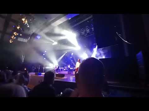 Status Quo live in Frankfurt at 08.12.2022