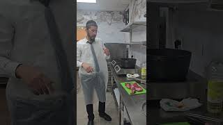 סגולת שבת תשובה! לא לפספס! #הרב_שמואל_זר (הרב רפאל זר) - התמונה מוצגת ישירות מתוך אתר האינטרנט יוטיוב. זכויות היוצרים בתמונה שייכות ליוצרה. קישור קרדיט למקור התוכן נמצא בתוך דף הסרטון