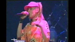 Moloko - Absent Minded Friends (Live on Viva&#39;s Overdrive 2000)