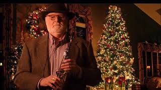 Greg Hawkins sending holiday cheer to everyone on his 10MFAN Virtuoso 6 Soprano Sax Mouthpiece